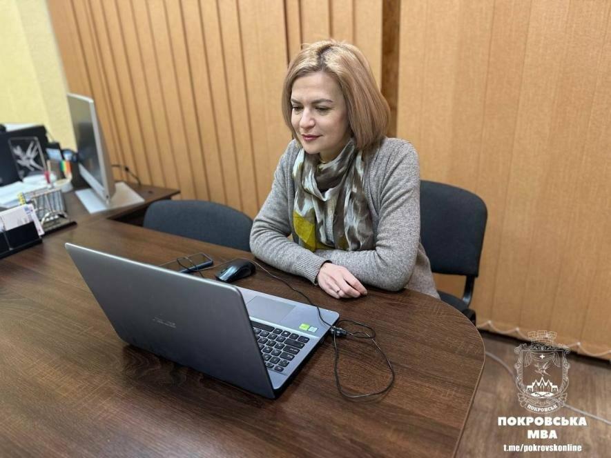 Директорка КЗ «Покровський історичний музей» Ангеліна Рожкова взяла ...