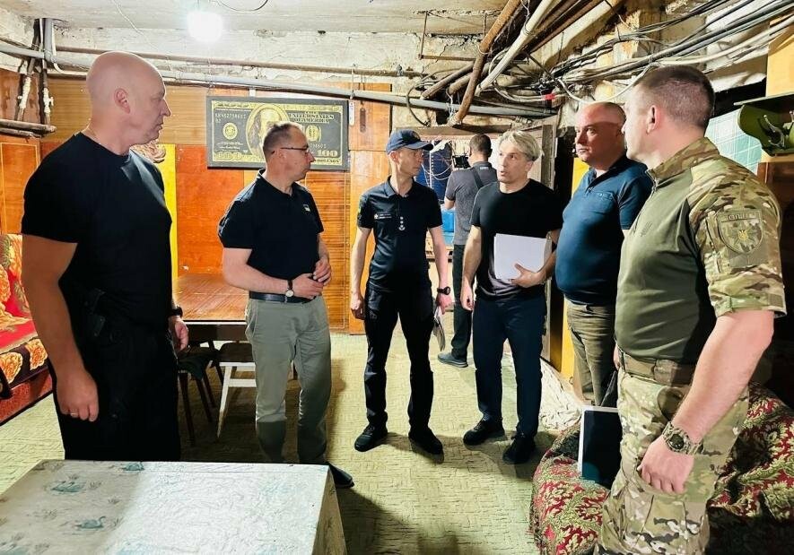 Заступник голови ДонОДА Вадим Філашкін перевірив стан захисних споруд у Покровську