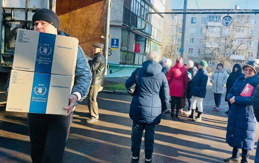 411 продуктових наборів видано жителям будинків №№1, 2, 3, 4, 4а, 5, 6 ...