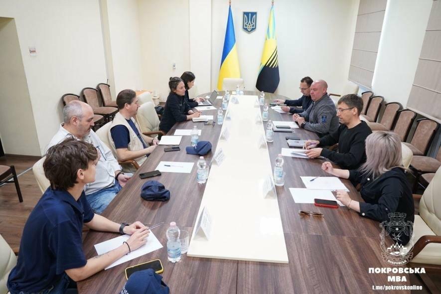 Керівники Покровської МВА зустрілися з представниками Water Mission для ...