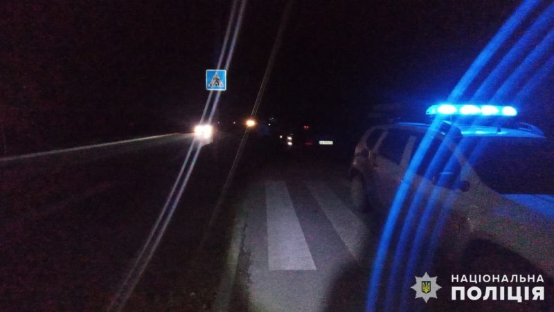 Поліція Покровська розслідує ДТП, у якій постраждала літня жінка