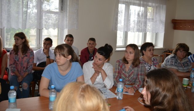 Студентів-переселенців переведуть на бюджетне навчання - рішення уряду