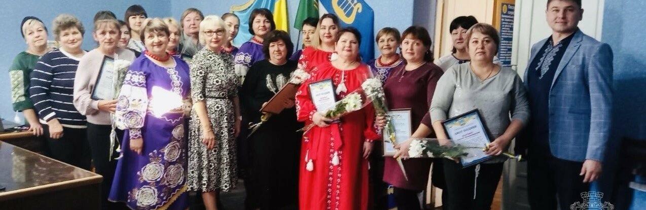 Теплі слова привітань та нагородження: у Новотроїцькому відсвяткували День села