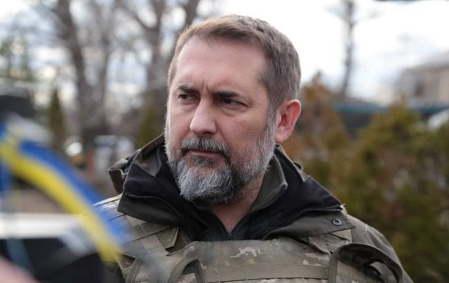 Украинским военным придется отойти от Северодонецка, - Гайдай