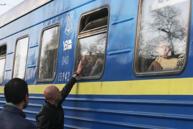 Укрзалізниця призначила на сьогодні евакуаційний рейс із Покровська до Львова