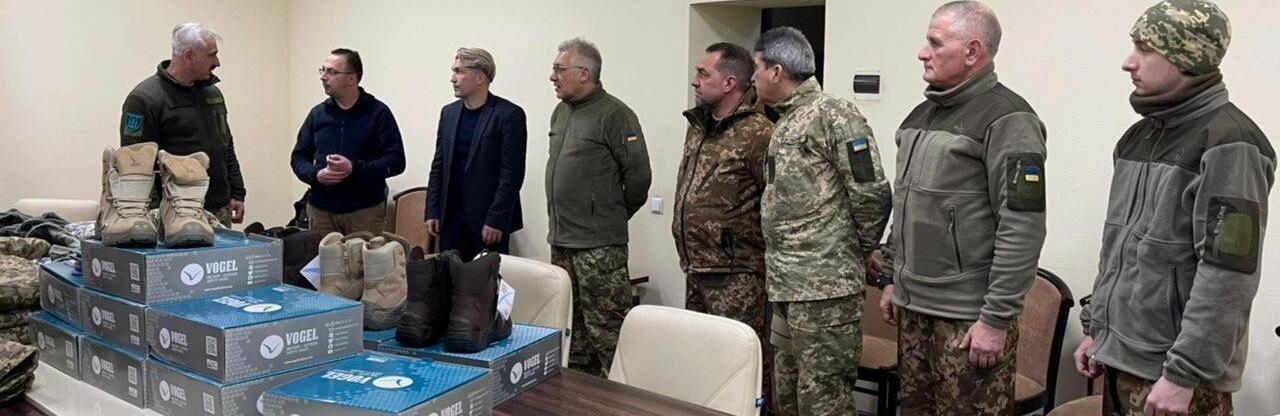 Бійцям добровольчого формування ТРО «Покровськ-1» передано комплекти зимового одягу