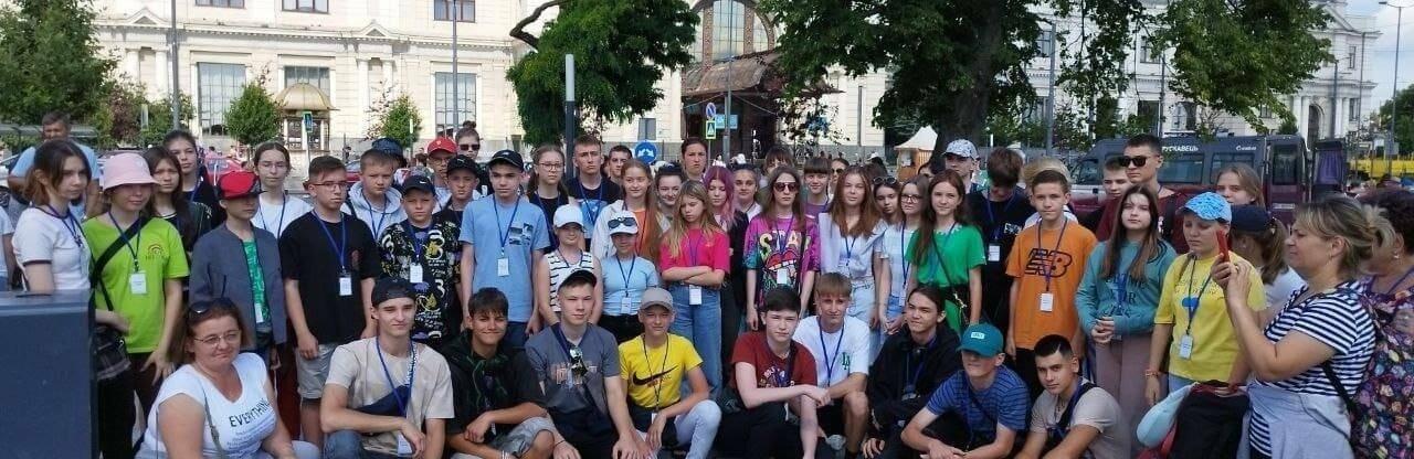 З Донецької області до Німеччини: Діти з Покровської громади поїхали на відпочинок