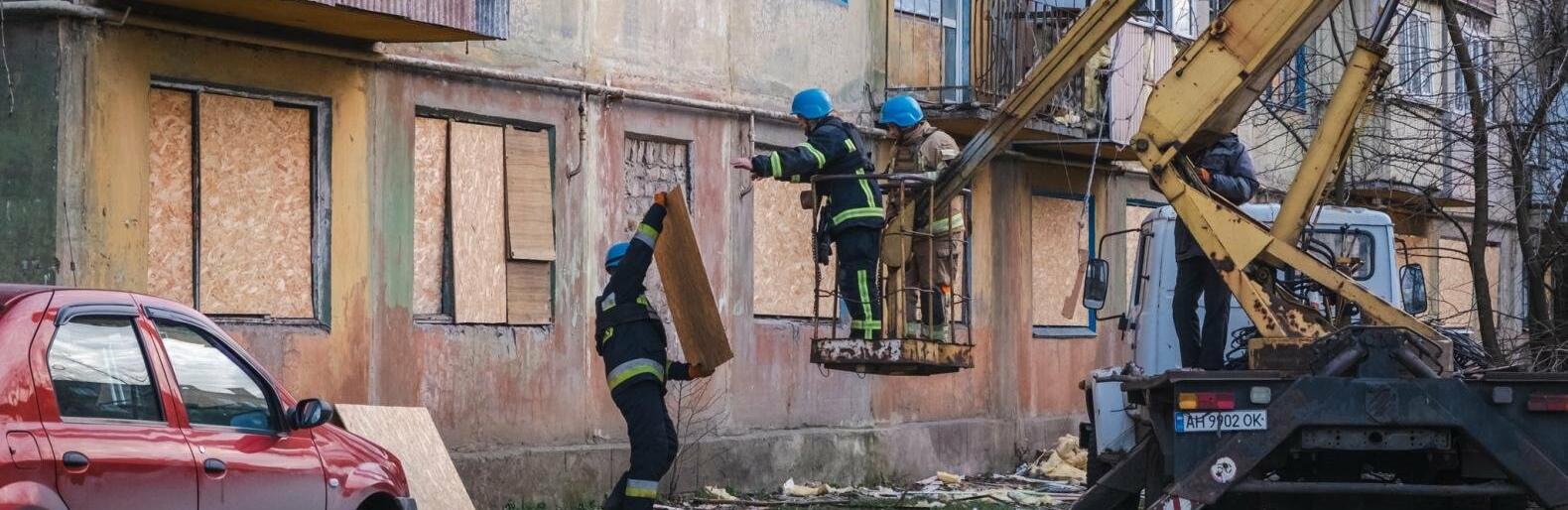 У Селидовому рятувальники завершили відновлювальні роботи у 9 багатоквартирних житлових будинках, пошкоджених внаслідок російської атаки