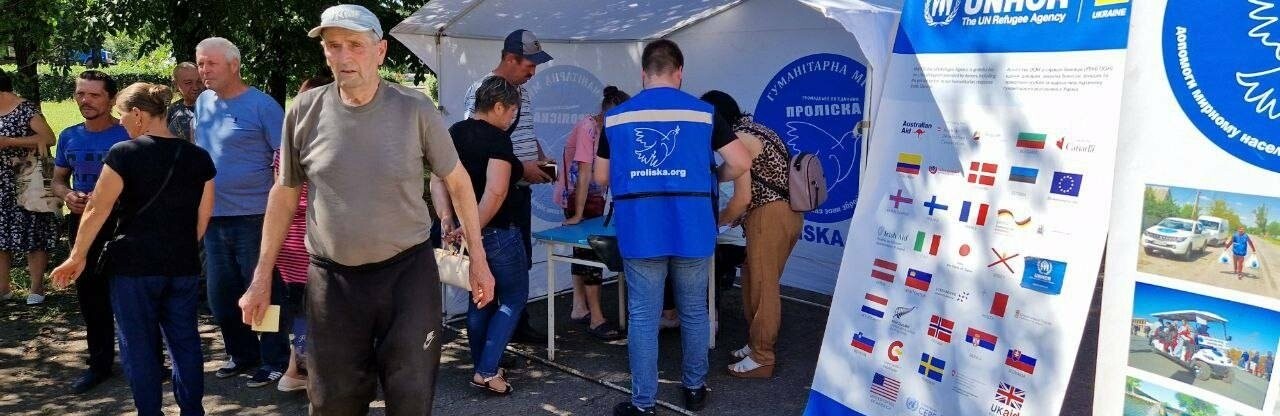 Завжди готові прийти на допомогу: «Проліска» доставила мешканцям Срібного будівельні набори 