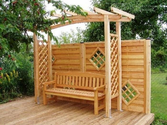 Изделия из пеньков. Деревянный декор для сада. Деревянные качели из бревна. Мебель для сада из пеньков. Клумба из спиленных деревьев.