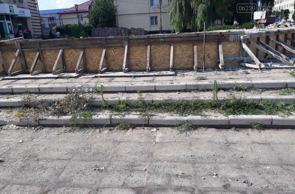 Ремонт фонтана в Мирнограде: успеют ли закончить в положен..., фото-3 Ремонт фонтана в Мирнограде: успеют ли закончить в положенные сроки?, фото-3