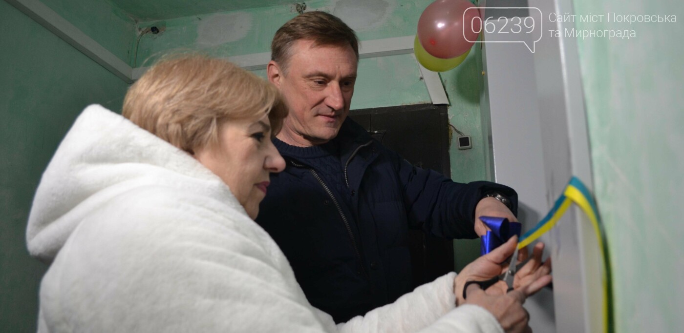 В одной из многоэтажек Покровска запустили новый лифт (ФОТО), фото-12