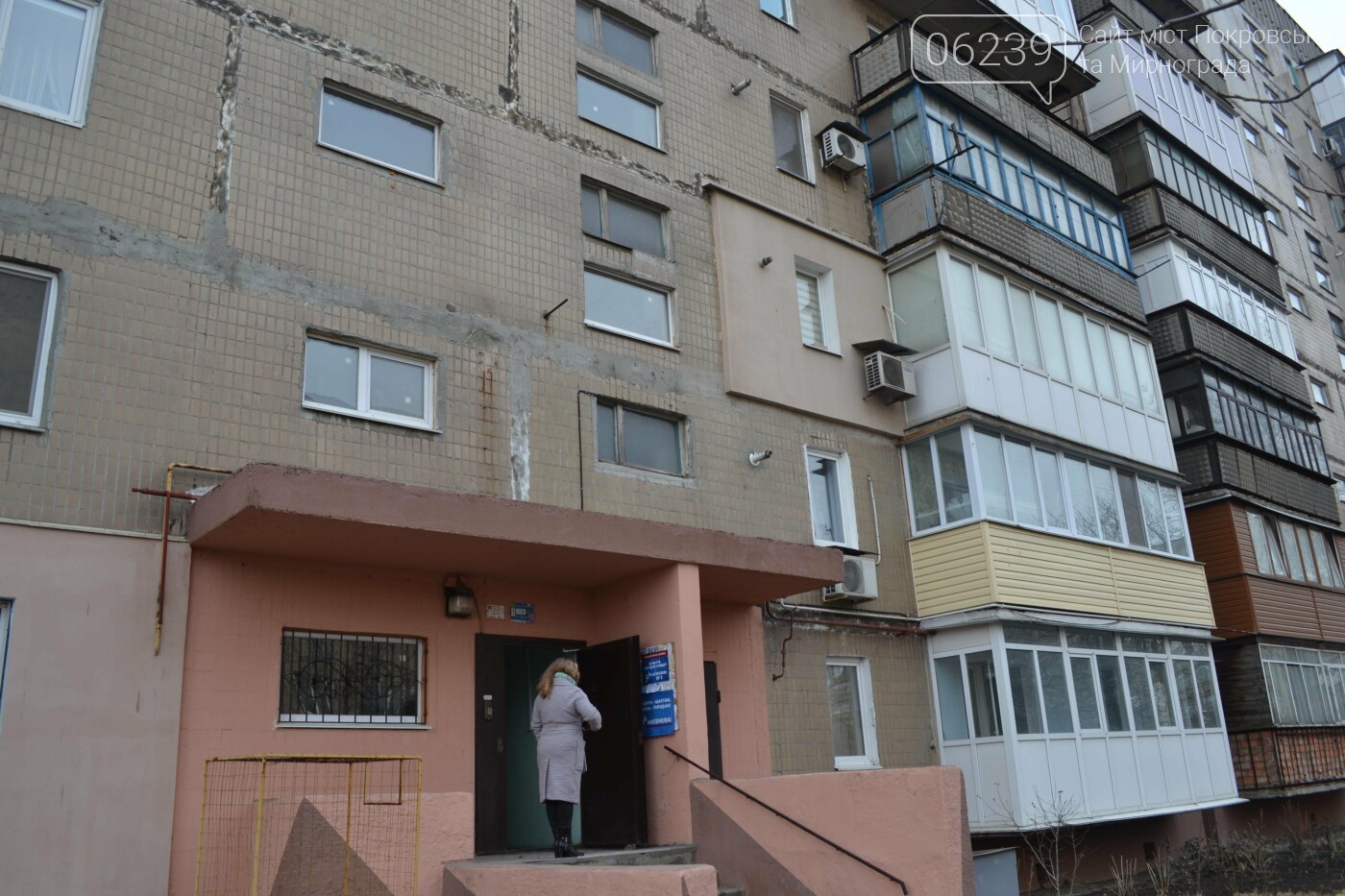 В одной из многоэтажек Покровска запустили новый лифт (ФОТО), фото-18