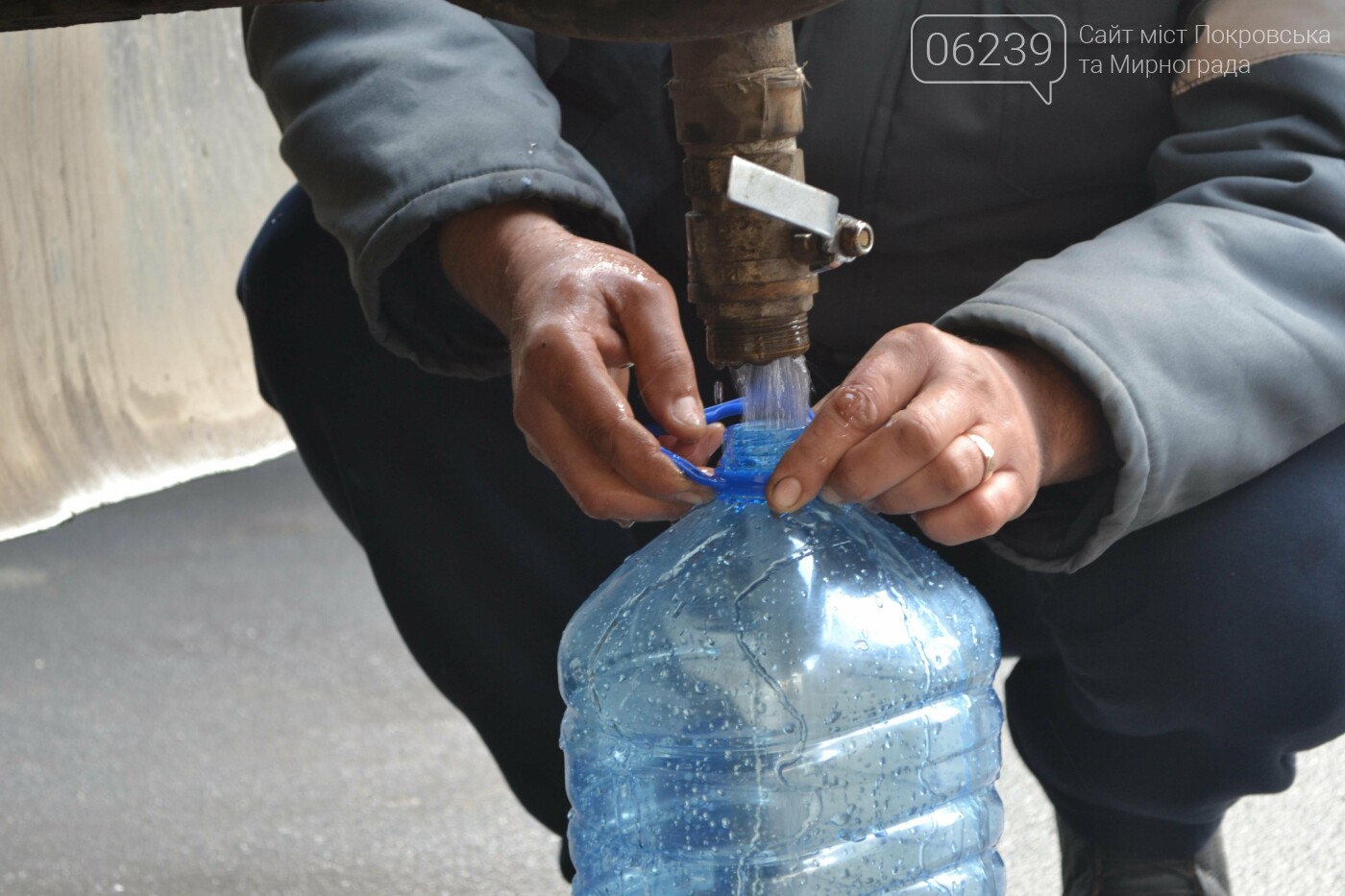 В Покровске осуществляется подвоз технической воды (ФОТО), фото-3