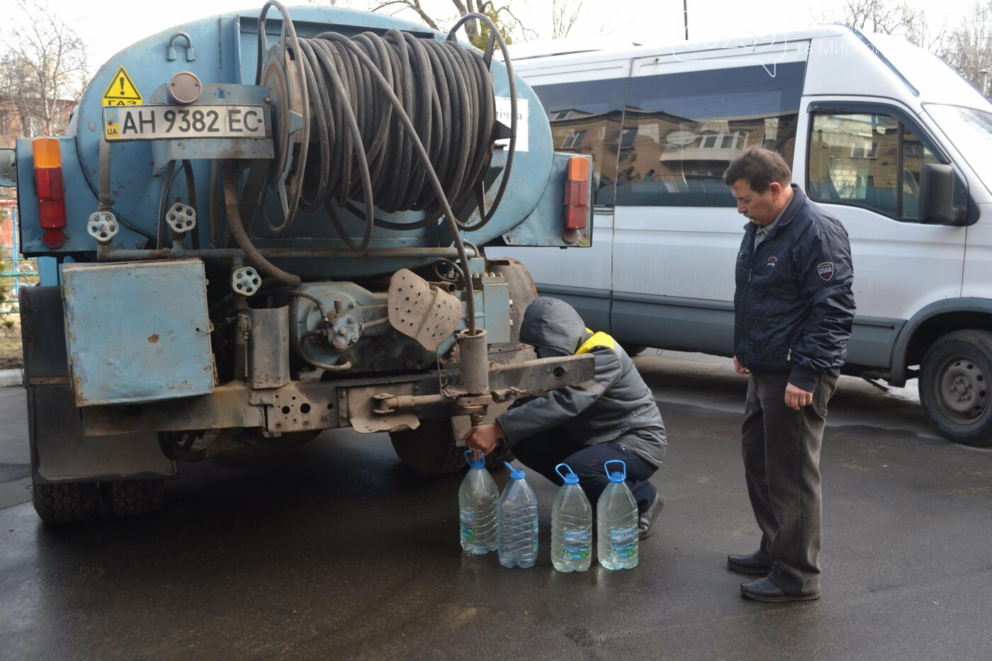 В Покровске осуществляется подвоз технической воды (ФОТО), фото-15