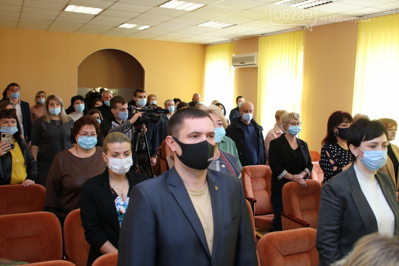 Поддержка требований протестующих и вопросы бюджета: в Мирнограде состоялась сессия городского совета, фото-1