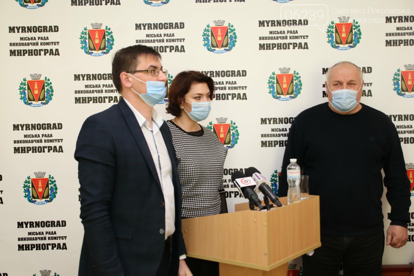 Поддержка требований протестующих и вопросы бюджета: в Мирнограде состоялась сессия городского совета, фото-9