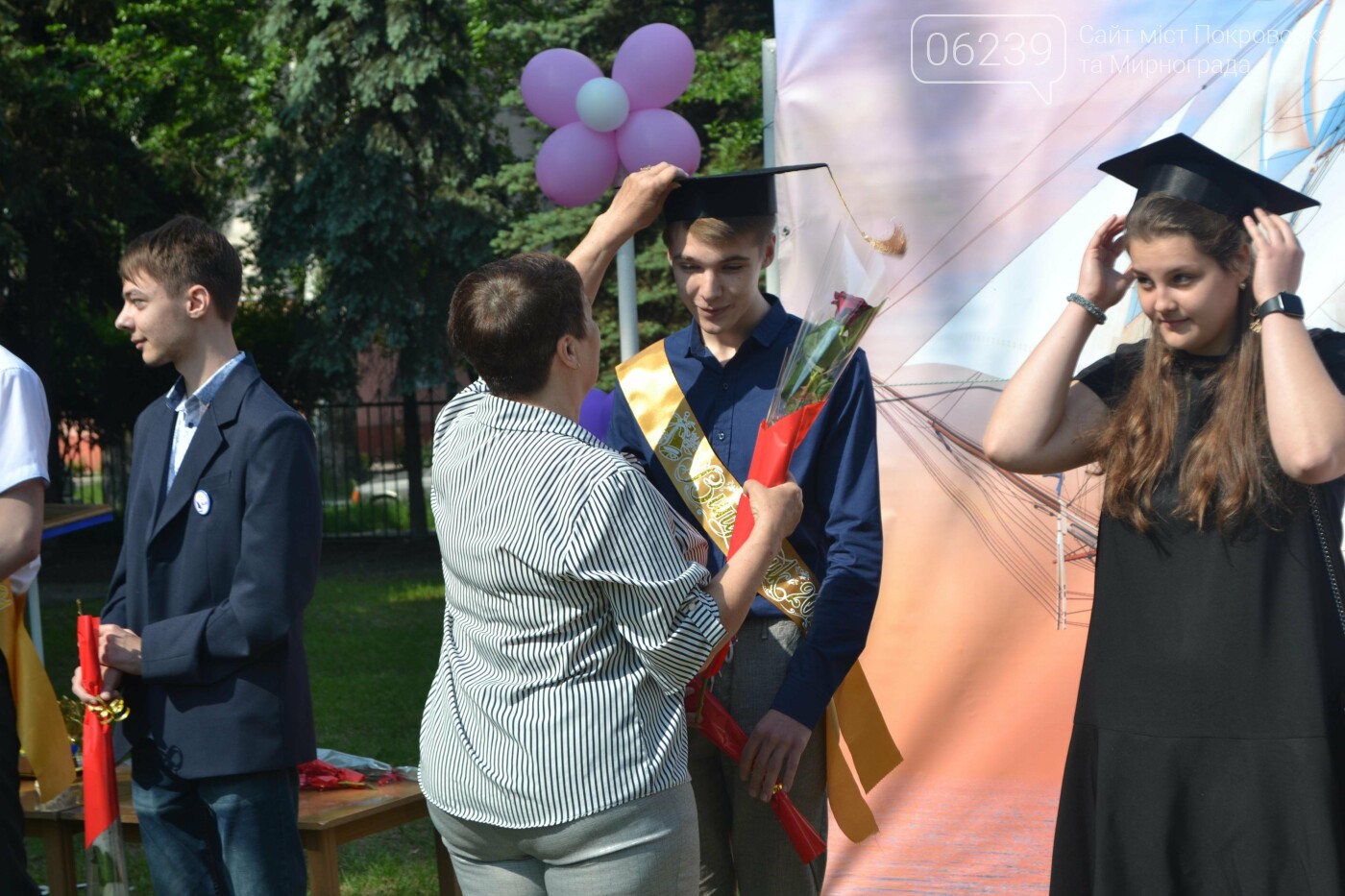 В Покровском городском лицее "Надежда" прозвенел последний звонок (ФОТО), фото-19