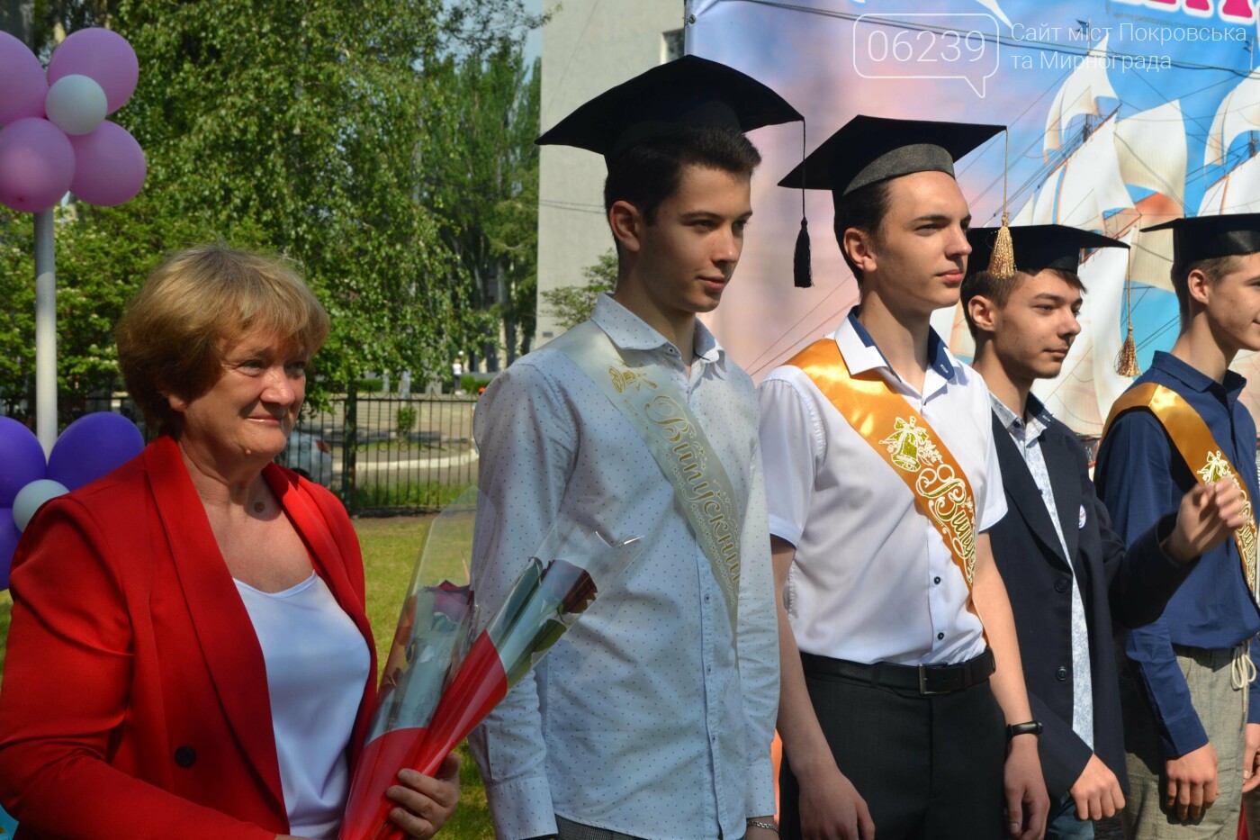 В Покровском городском лицее "Надежда" прозвенел последний звонок (ФОТО), фото-20