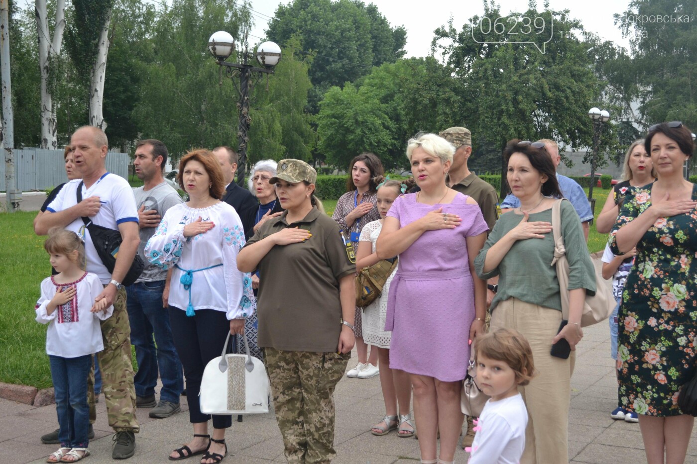 Торжественным митингом в Покровске отметили 25-ю годовщину Конституции Украины, фото-4