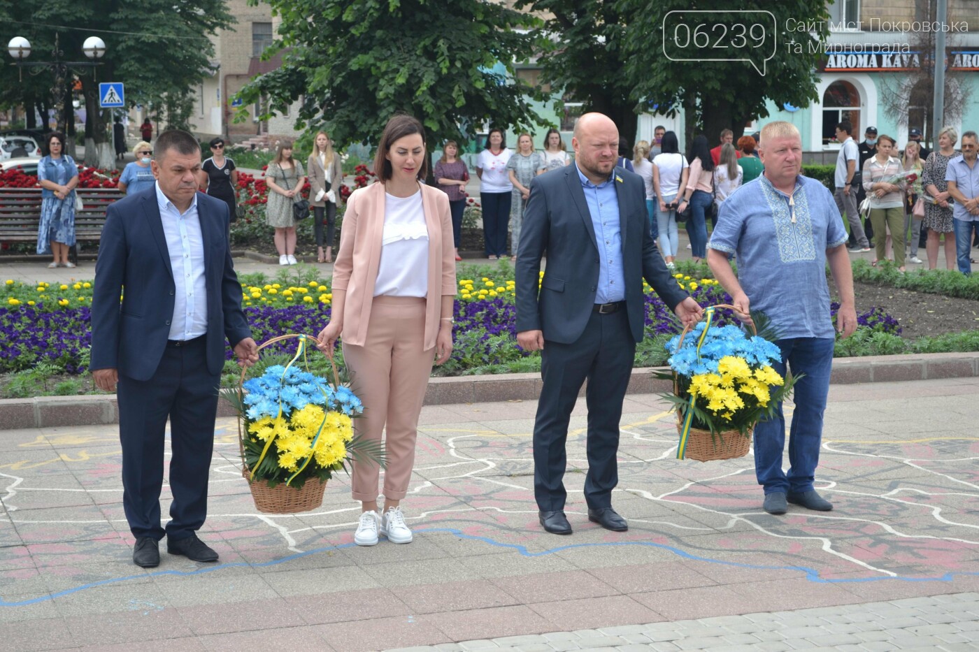 Торжественным митингом в Покровске отметили 25-ю годовщину Конституции Украины, фото-37
