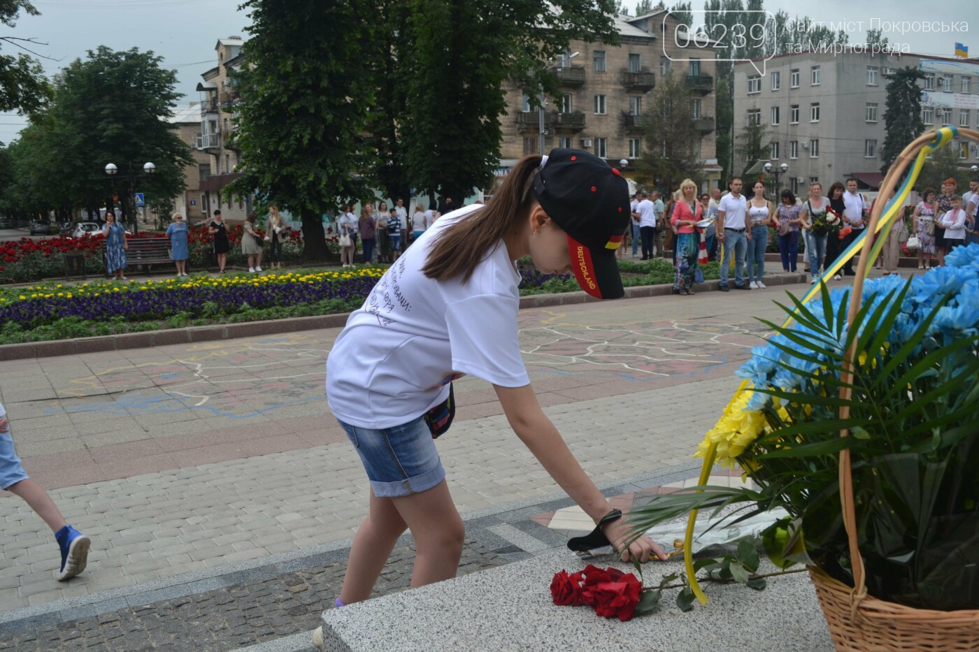 Торжественным митингом в Покровске отметили 25-ю годовщину Конституции Украины, фото-39