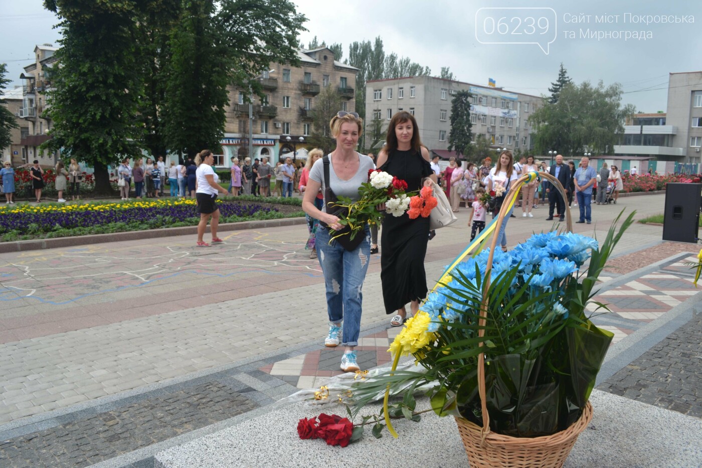 Торжественным митингом в Покровске отметили 25-ю годовщину Конституции Украины, фото-41