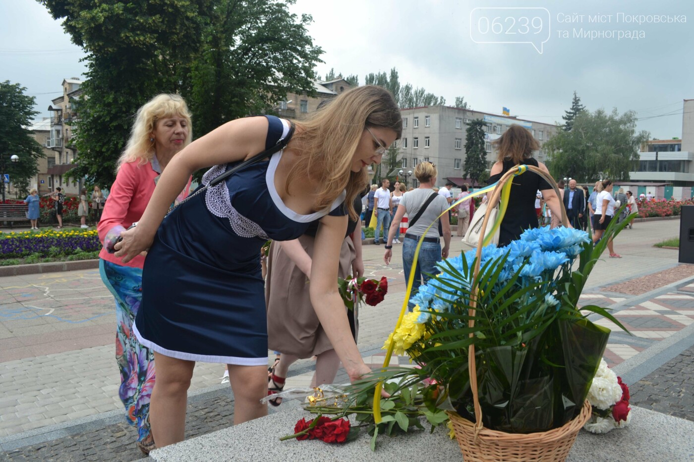 Торжественным митингом в Покровске отметили 25-ю годовщину Конституции Украины, фото-43