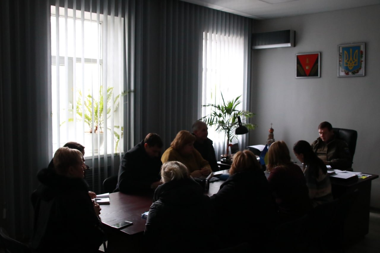 Під керівництвом начальника Мирноградської МВА Юрія Ключки відбулося засідання комісії з питань гуманітарної допомоги