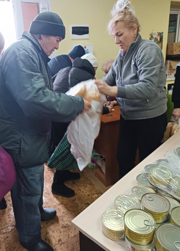 300 жителів Покровської громади отримали гуманітарну допомогу 