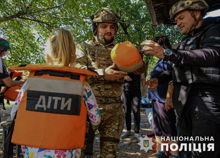 На Донеччині ще з двох громад планується обов’язкова евакуація дітей – подробиці