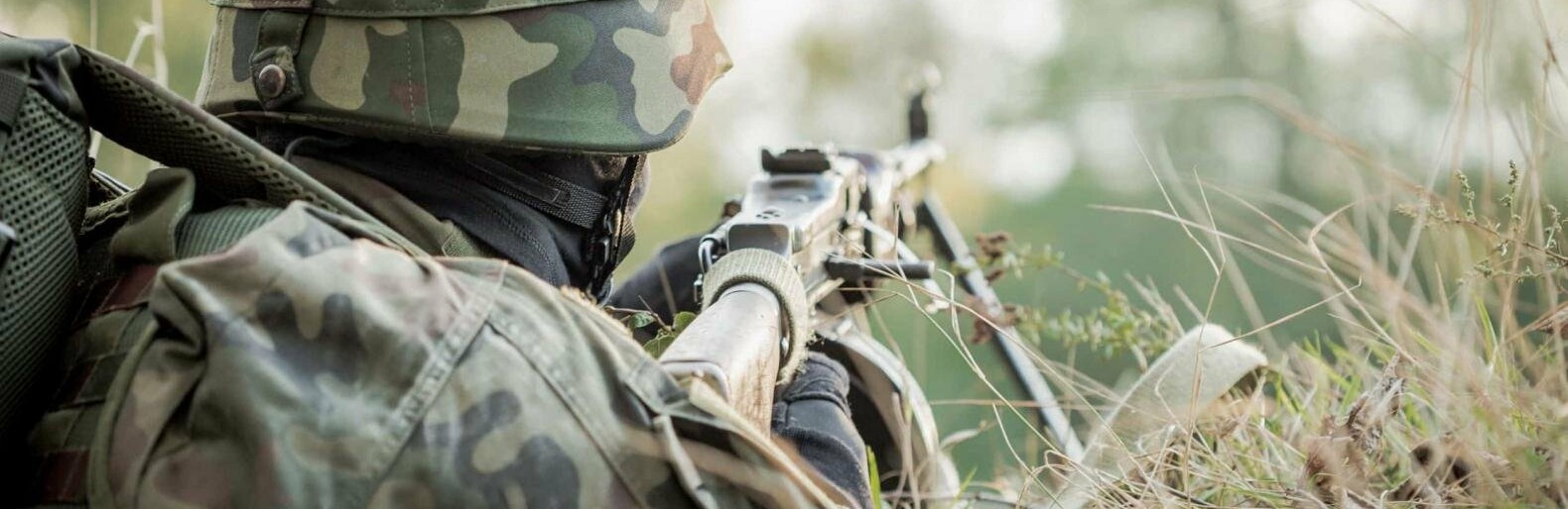 Семь обстрелов оккупантов и двое погибших воинов ВСУ - сводка из зоны ООС на Донбассе