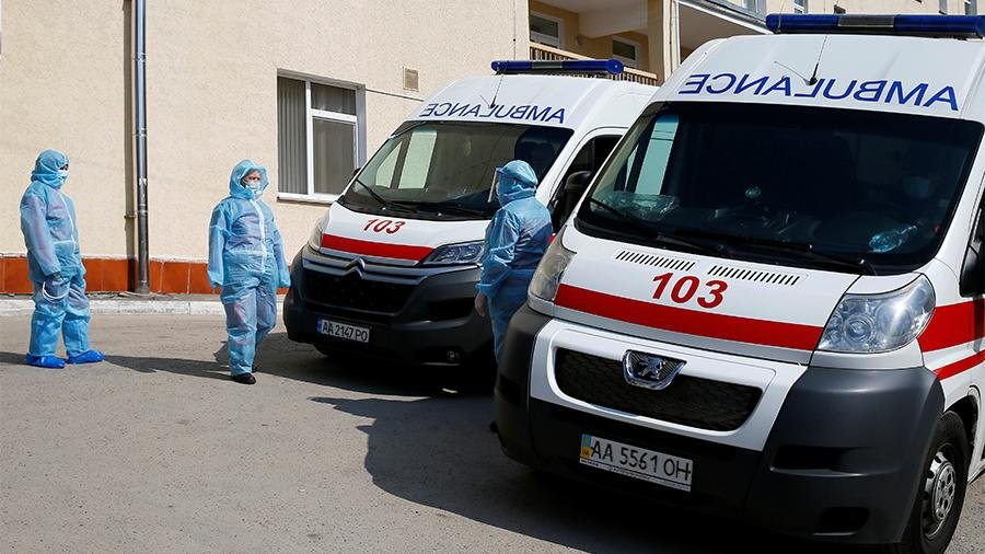 В Украине за воскресенье выявлено 5 тысяч новых случаев COVID-19